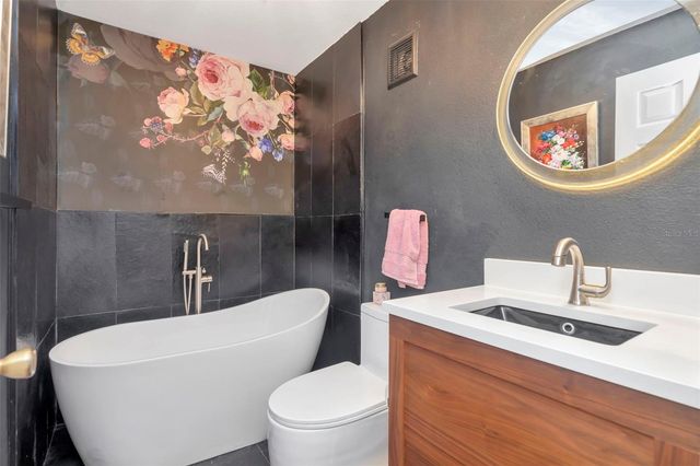 14767 SEMINOLE TRAIL, Seminole, FL 33776