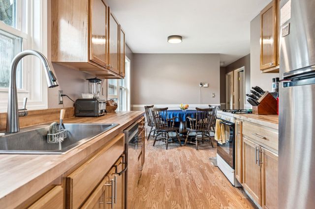 463 Route 12, Hartland, VT 05048
