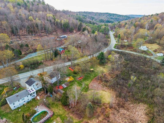 463 Route 12, Hartland, VT 05048