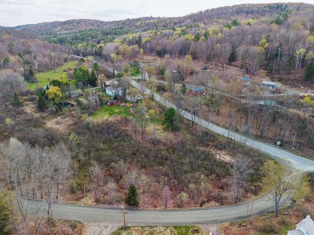 463 Route 12, Hartland, VT 05048