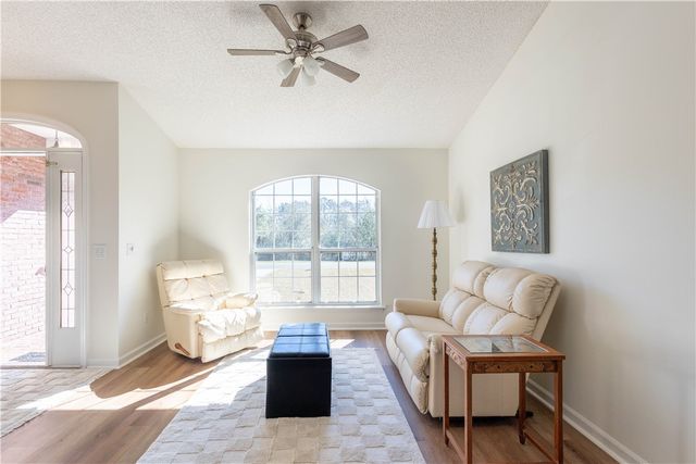 601 Bartlett Street, St Marys, GA 31558