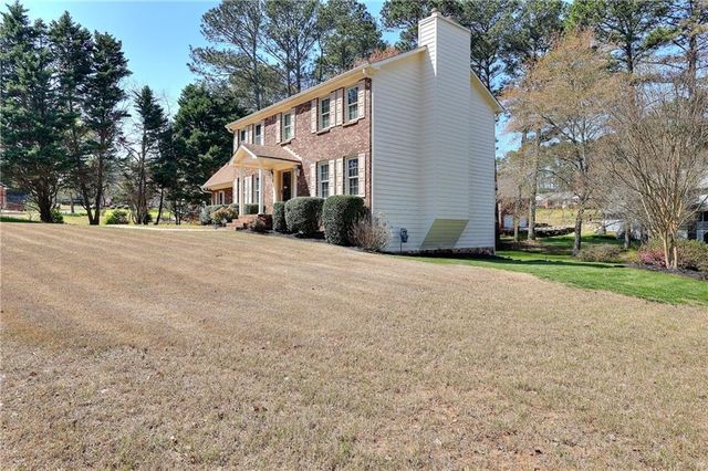 2913 Melton Court, Lilburn, GA 30047