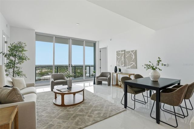 400 CENTRAL AVENUE 2008, St Petersburg, FL 33701