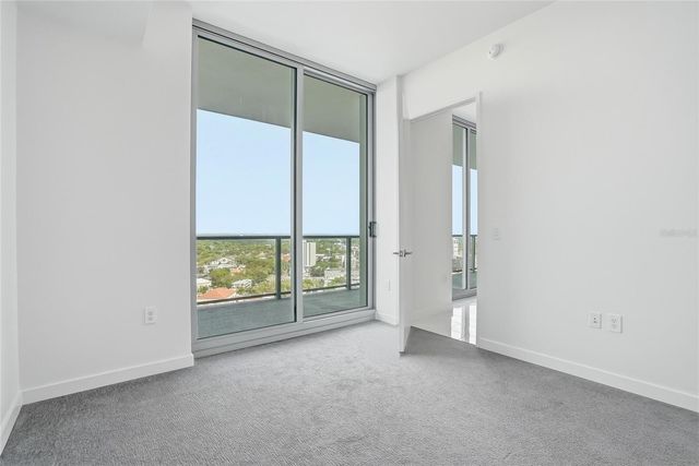 400 CENTRAL AVENUE 2008, St Petersburg, FL 33701