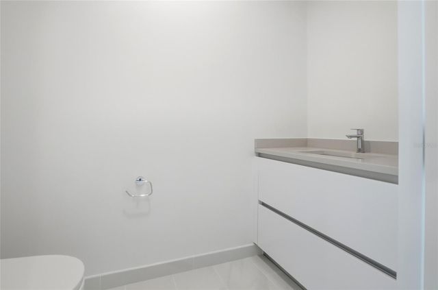 400 CENTRAL AVENUE 2008, St Petersburg, FL 33701