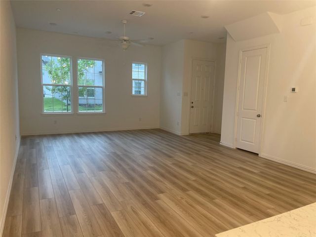 9927 Schramm Street, Irving, TX 75063