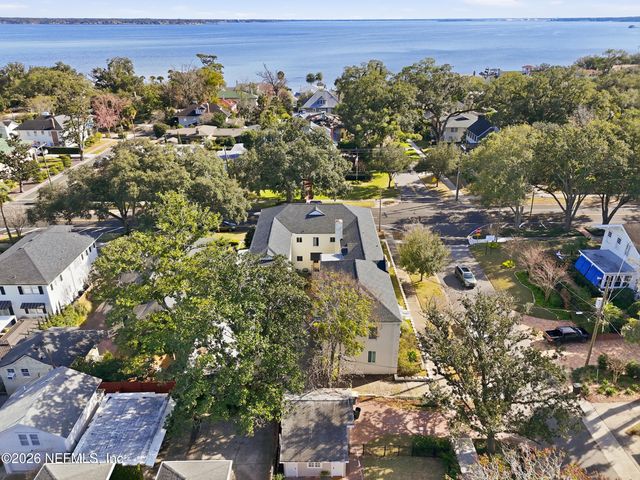 3225 ST JOHNS Avenue B, Jacksonville, FL 32205