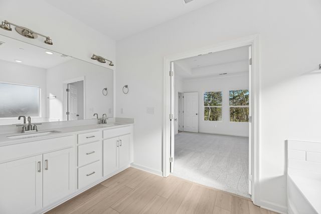 3143 Rolling Brook Drive, Columbia, TN 38401