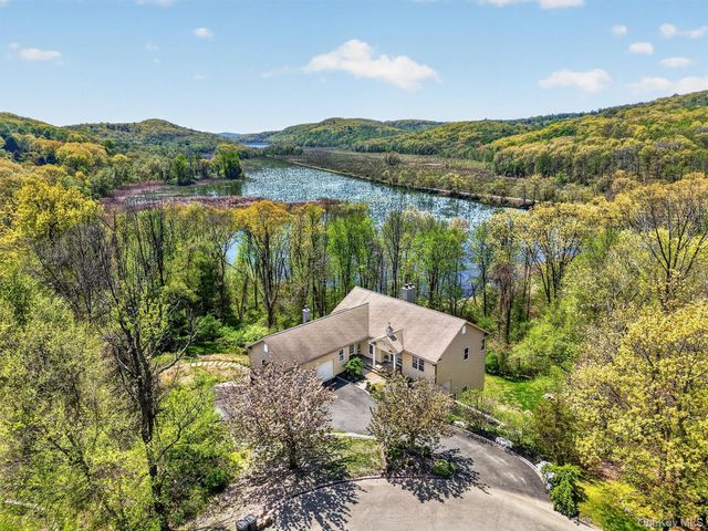 24 Powderhorn Road, Patterson, NY 12563