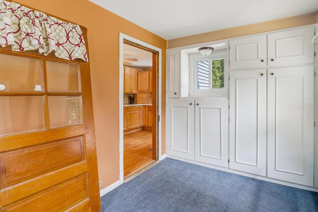 317 E Pleasant STREET, Oconomowoc, WI 53066