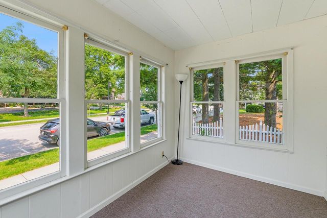 317 E Pleasant STREET, Oconomowoc, WI 53066