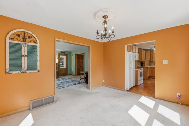 317 E Pleasant STREET, Oconomowoc, WI 53066