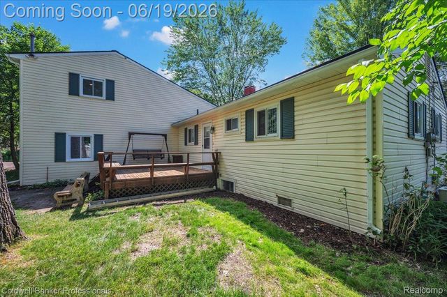 470 Oak Grove Drive, Orion Charter Township, MI 48362