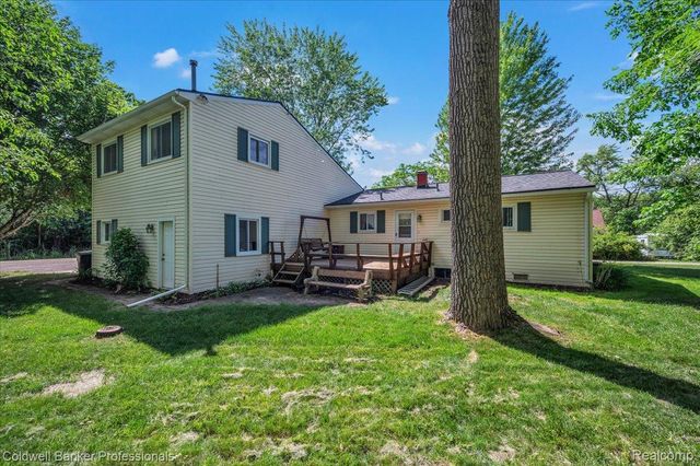 470 Oak Grove Drive, Orion Charter Township, MI 48362