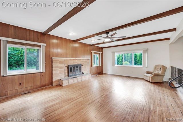 470 Oak Grove Drive, Orion Charter Township, MI 48362