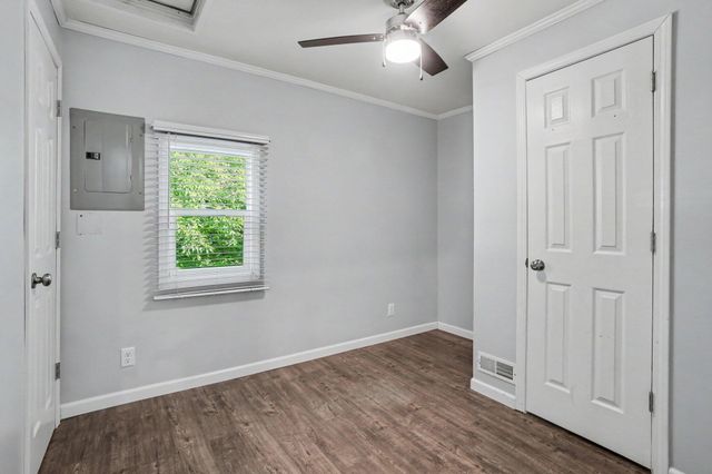 70068 Michigan 43, South Haven Twp, MI 49090