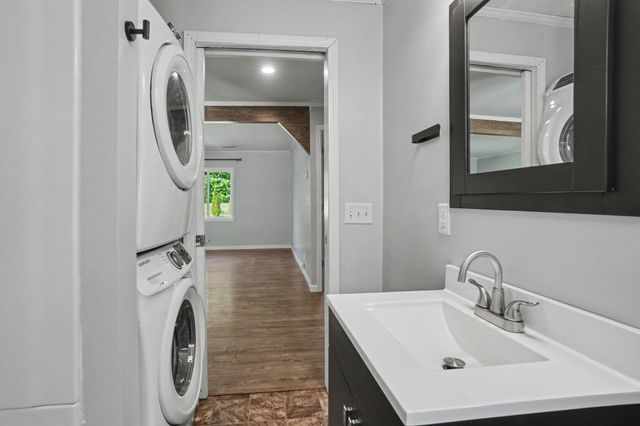 70068 Michigan 43, South Haven Twp, MI 49090