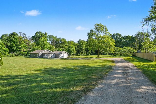 70068 Michigan 43, South Haven Twp, MI 49090
