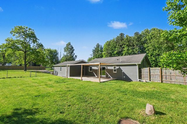 70068 Michigan 43, South Haven Twp, MI 49090
