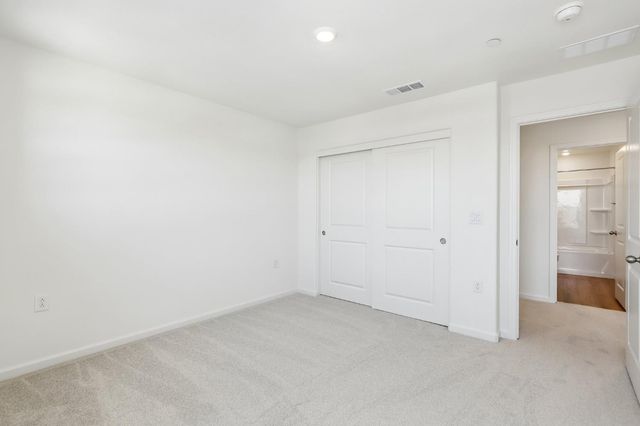 2321 E Amboy Ave, Stockton, CA 95206