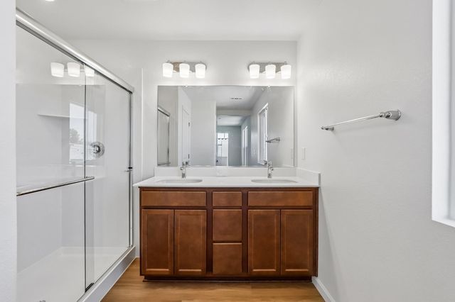 2321 E Amboy Ave, Stockton, CA 95206
