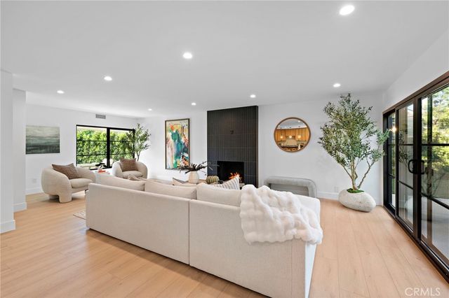 22102 Jonesport Lane, Huntington Beach, CA 92646
