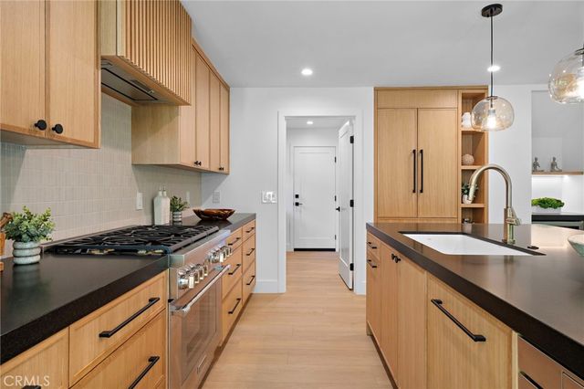 22102 Jonesport Lane, Huntington Beach, CA 92646