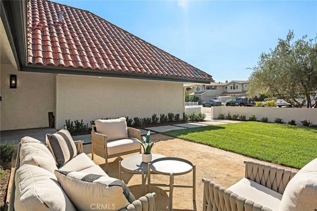22102 Jonesport Lane, Huntington Beach, CA 92646