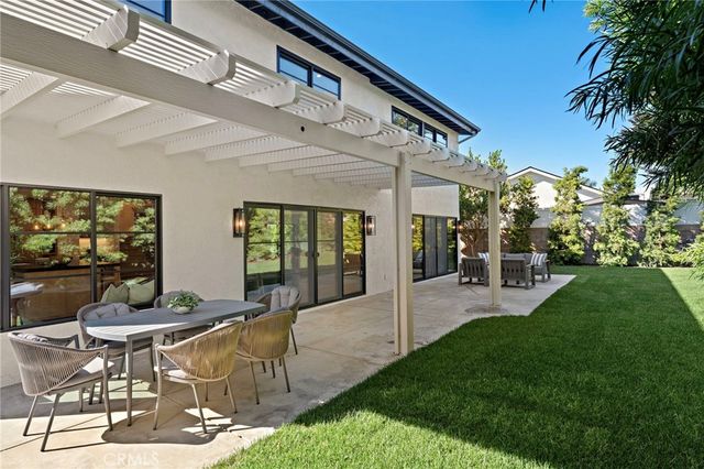 22102 Jonesport Lane, Huntington Beach, CA 92646