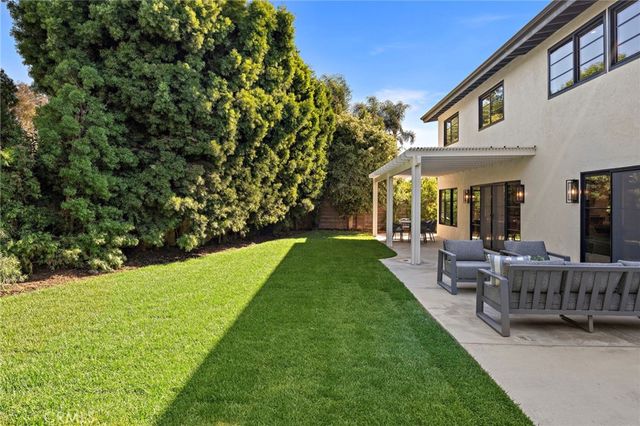 22102 Jonesport Lane, Huntington Beach, CA 92646