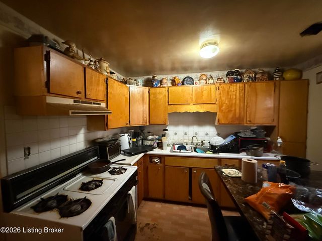 2017 Woodland Ave, Louisville, KY 40210