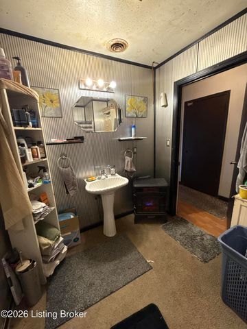 2017 Woodland Ave, Louisville, KY 40210