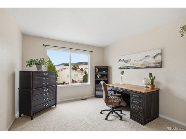 10461 Beech St, Littleton, CO 80125