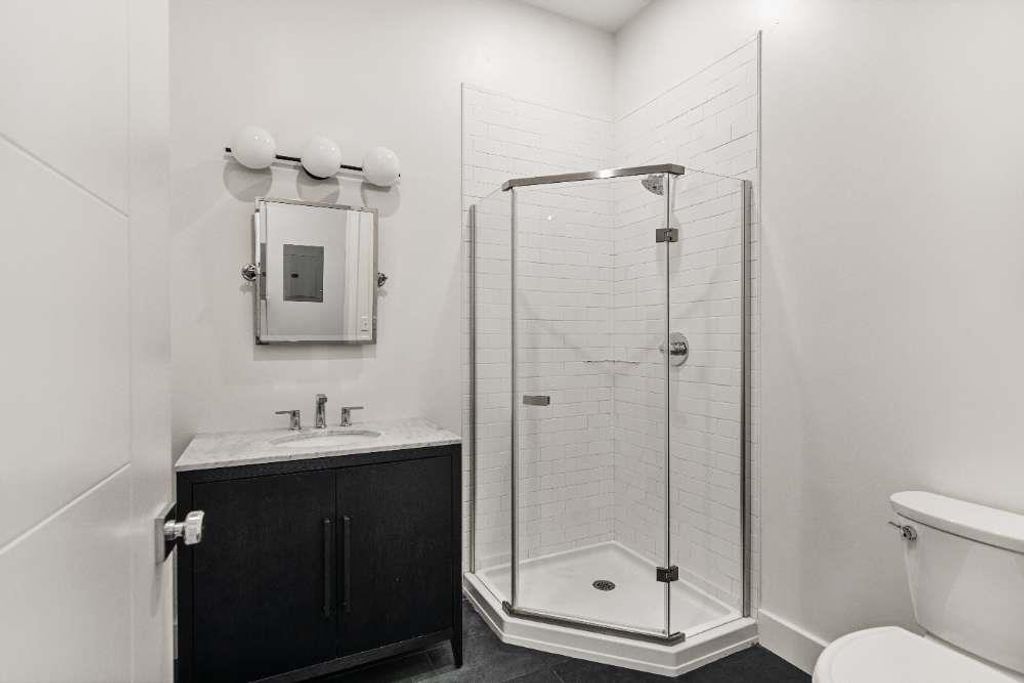 Image 12 of property listing at 131 Main St # 2A-1, Burlington, VT 05401