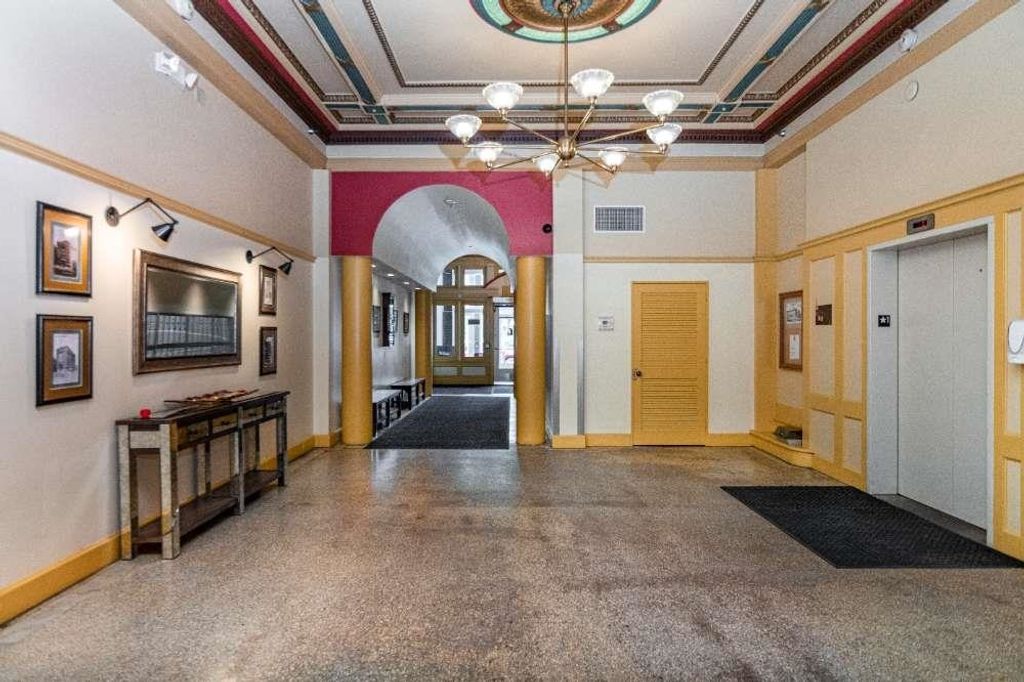 Image 5 of property listing at 131 Main St # 2A-1, Burlington, VT 05401