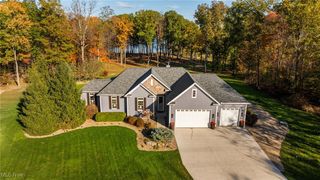 2235 Mahoning Road, Lake Milton, OH 44429