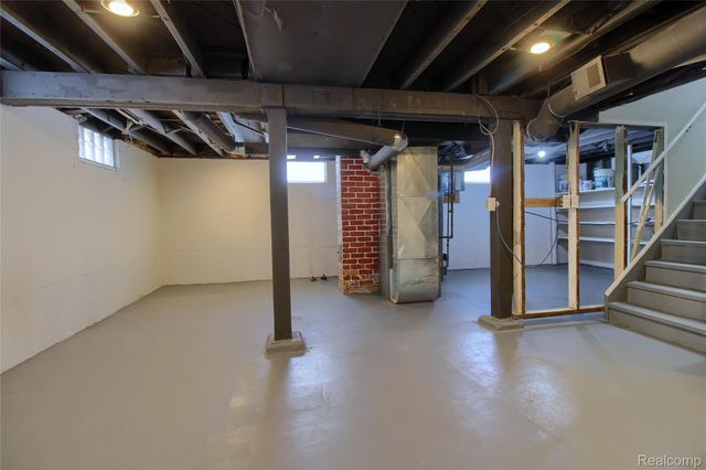 7540 Dolphin, Detroit, MI 48239