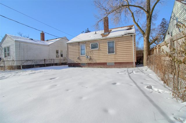 7540 Dolphin, Detroit, MI 48239