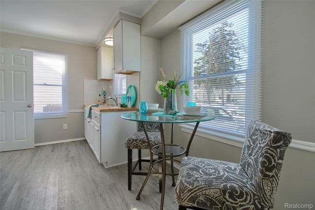 7540 Dolphin, Detroit, MI 48239