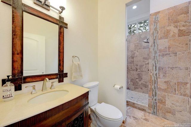 105 N Micah Andrews, Blanco, TX 78606