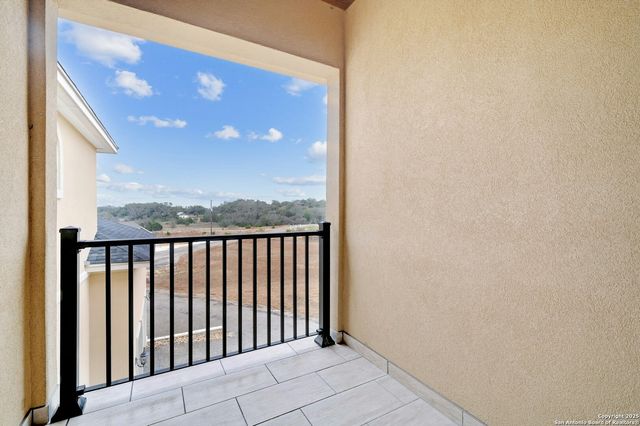 105 N Micah Andrews, Blanco, TX 78606