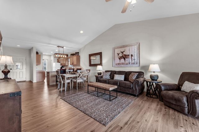 330 S Wildwood Dr. 7, Branson, MO 65616