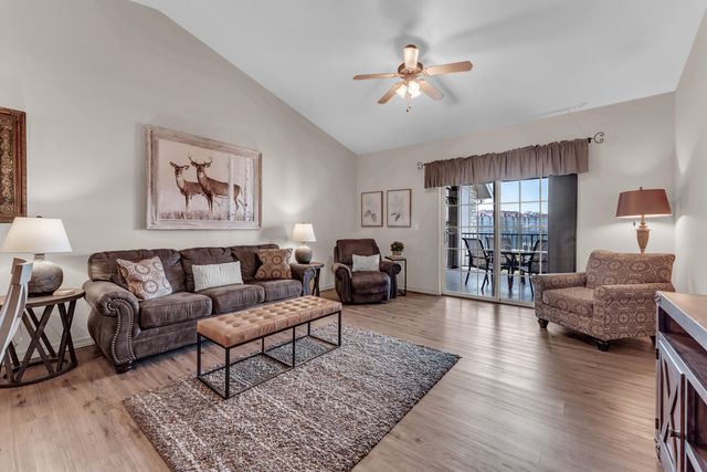 330 S Wildwood Dr. 7, Branson, MO 65616