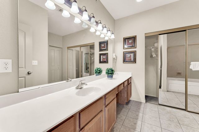 330 S Wildwood Dr. 7, Branson, MO 65616