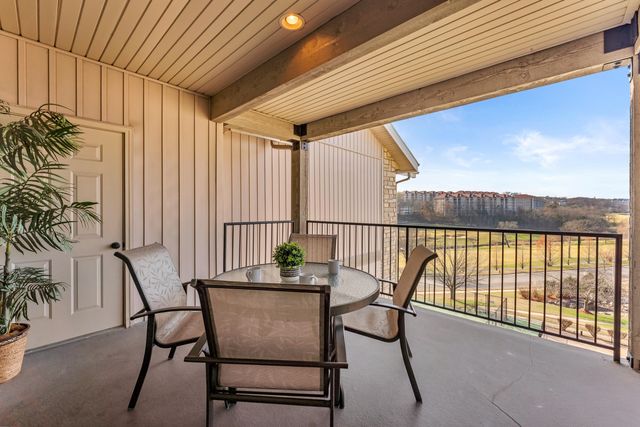 330 S Wildwood Dr. 7, Branson, MO 65616
