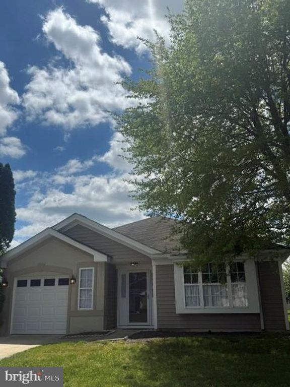 117 MAPLE LEAF CIR, Sewell, NJ 08080