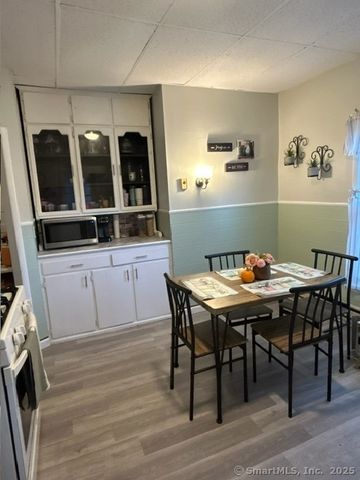 465 Pratt Street Extension, Meriden, CT 06450