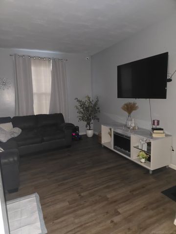 465 Pratt Street Extension, Meriden, CT 06450