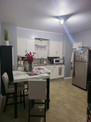 465 Pratt Street Extension, Meriden, CT 06450