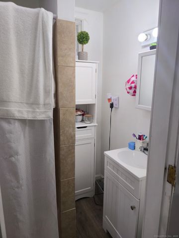 465 Pratt Street Extension, Meriden, CT 06450